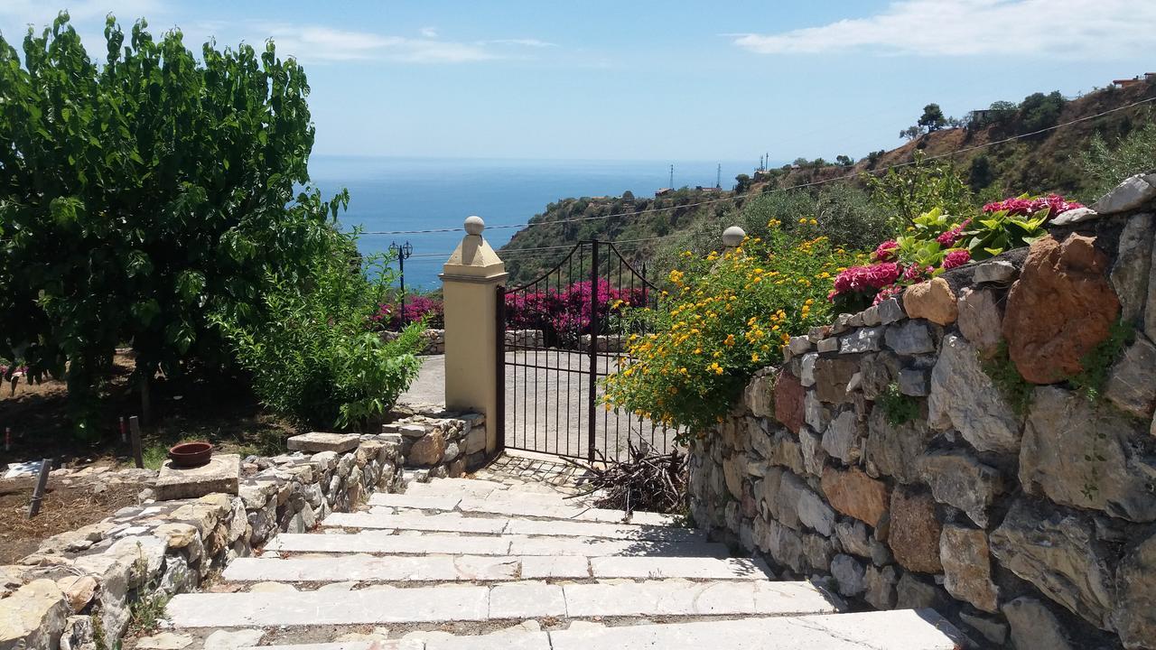 Sea View Villa Taormina Exterior foto